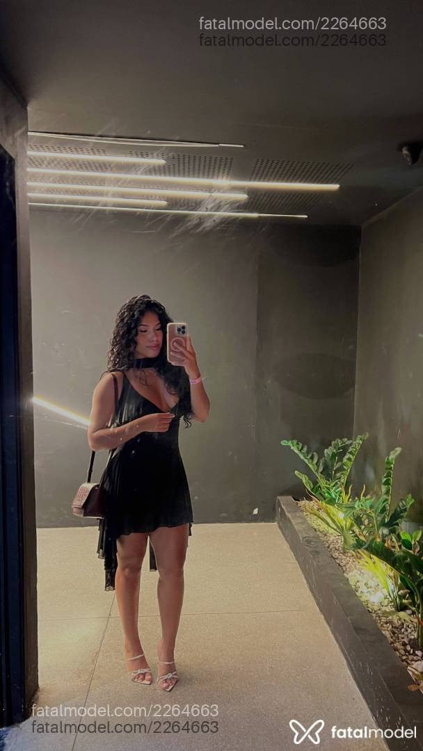 Lorena Castro