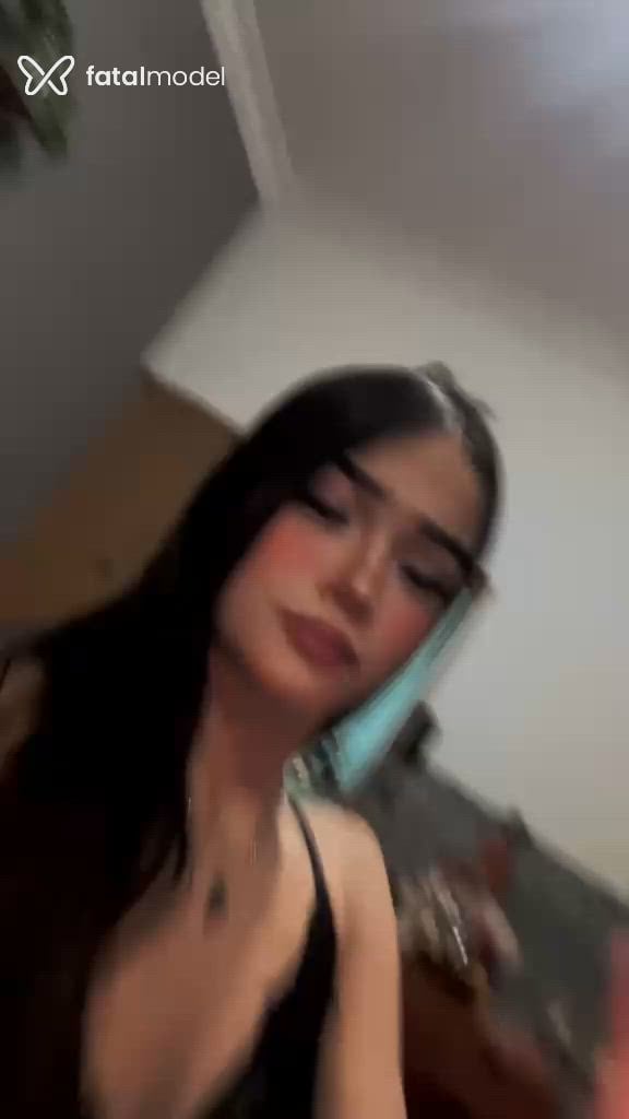 Capa de Gaby Miranda
